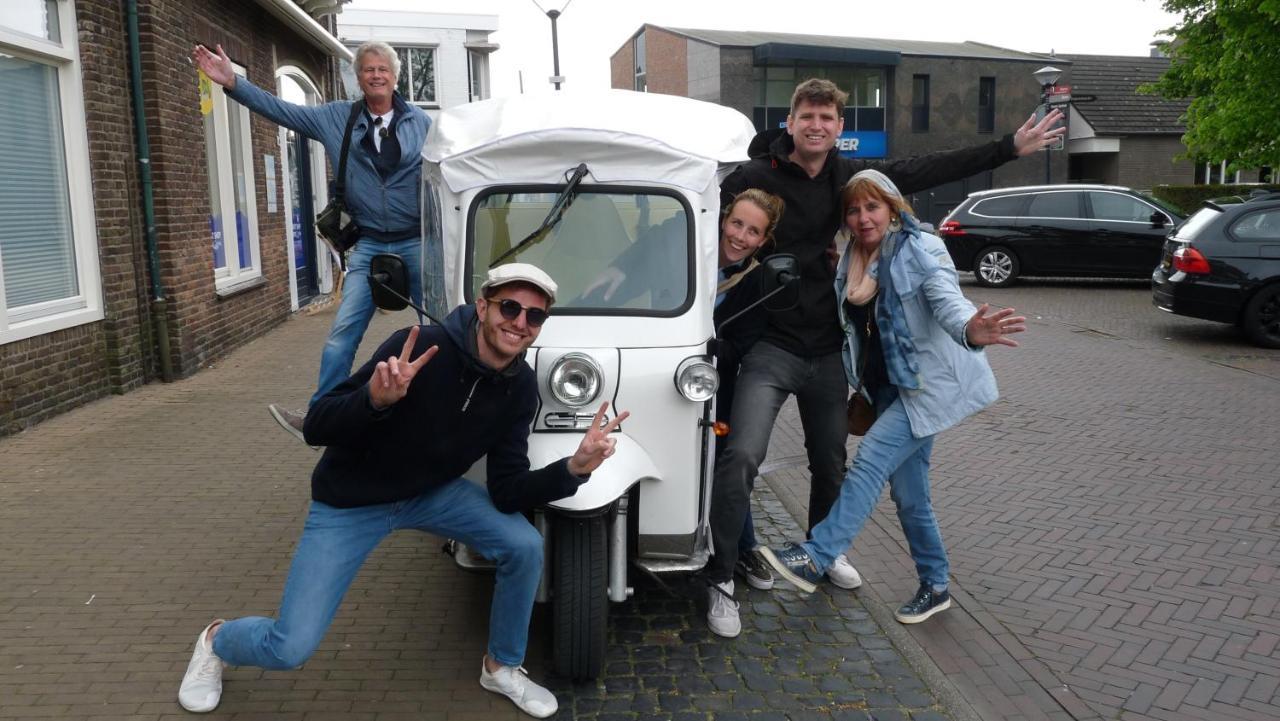 Holiday home Middensluis 7 *