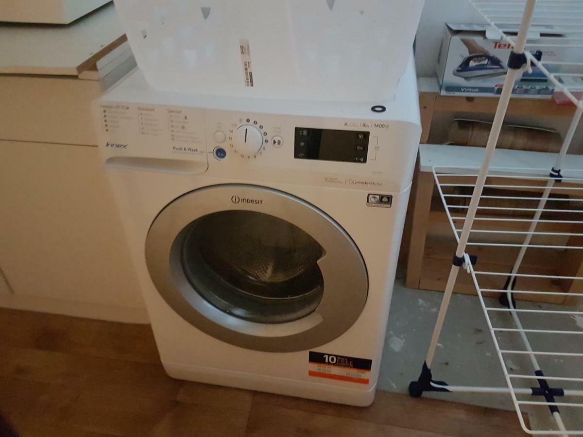 Middensluis 7 *